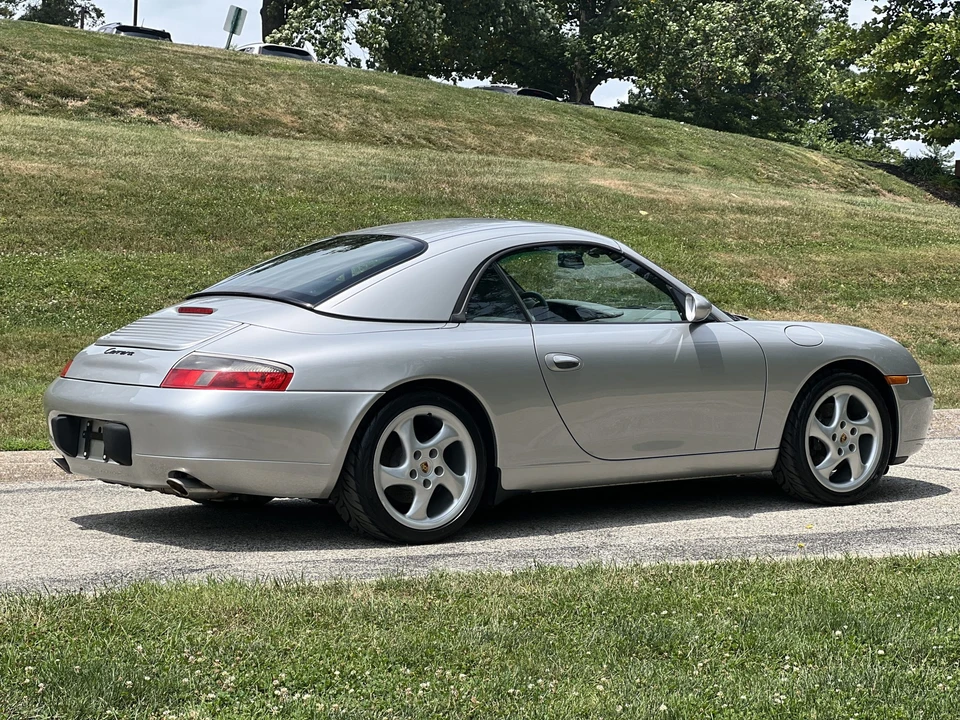 1999 Porsche 996 Carrera - Image 18 of 31