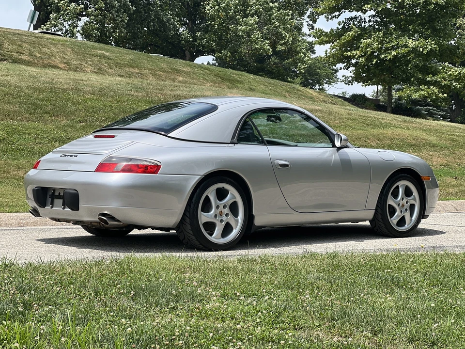 1999 Porsche 996 Carrera - Image 19 of 31