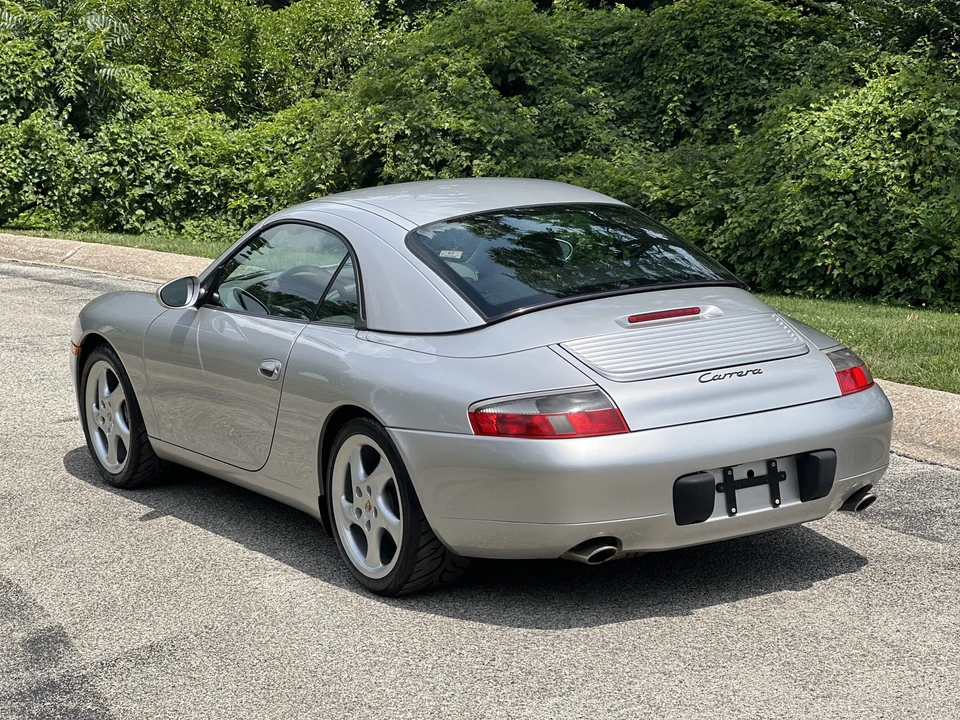 1999 Porsche 996 Carrera - Image 27 of 31