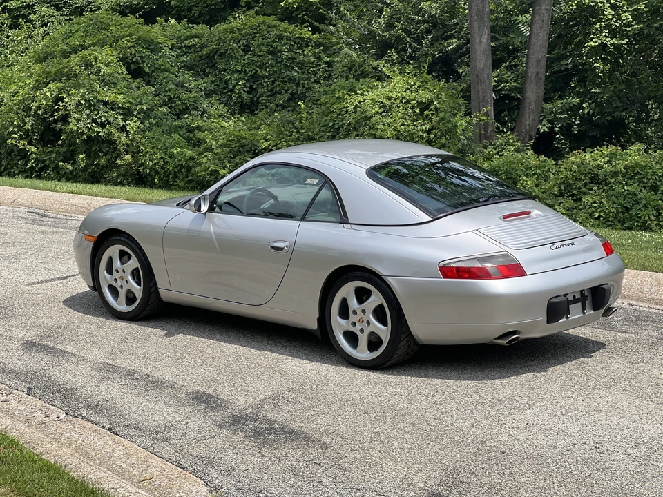 1999 Porsche 996 Carrera - Image 28 of 31