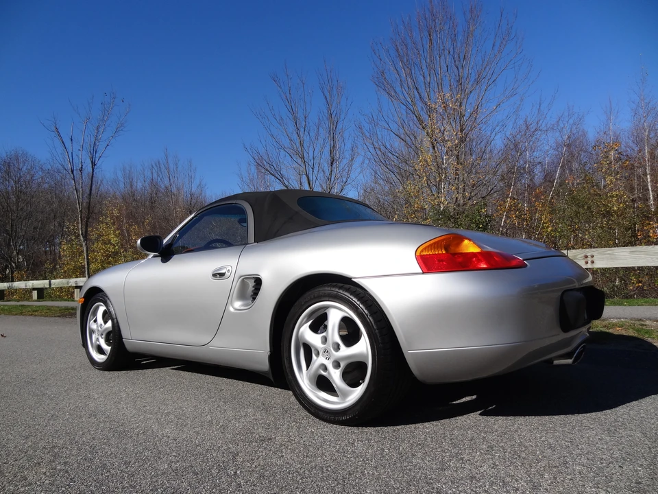 1999 Porsche 986 Boxster - Image 13 of 31