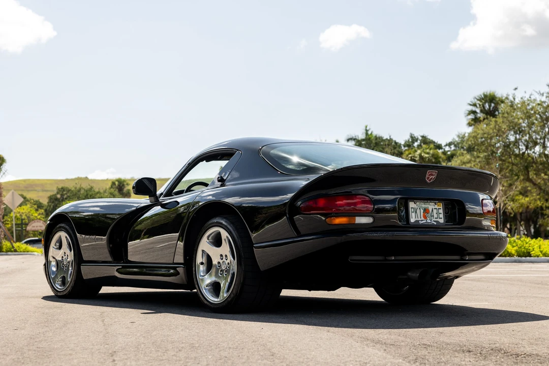 2000 Dodge Viper GTS 2nd Gen - Image 9 of 31