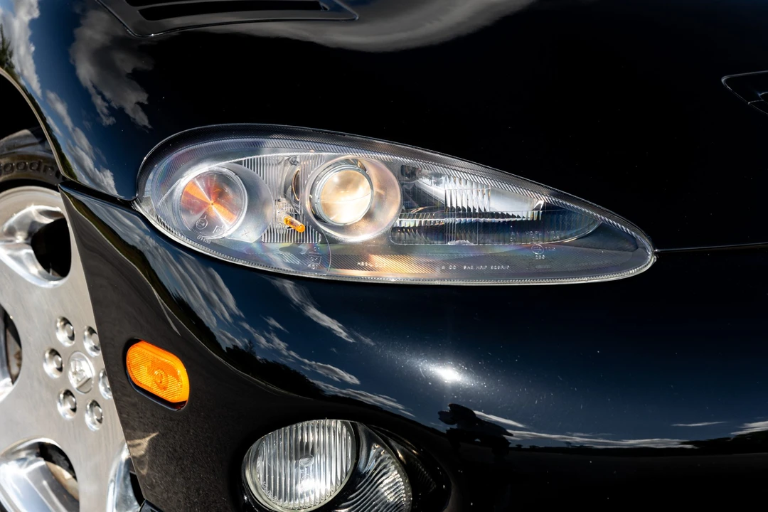 2000 Dodge Viper GTS 2nd Gen - Image 13 of 31