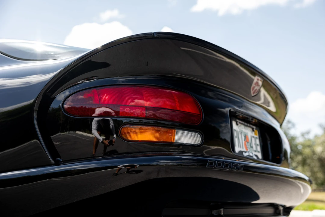 2000 Dodge Viper GTS 2nd Gen - Image 24 of 31