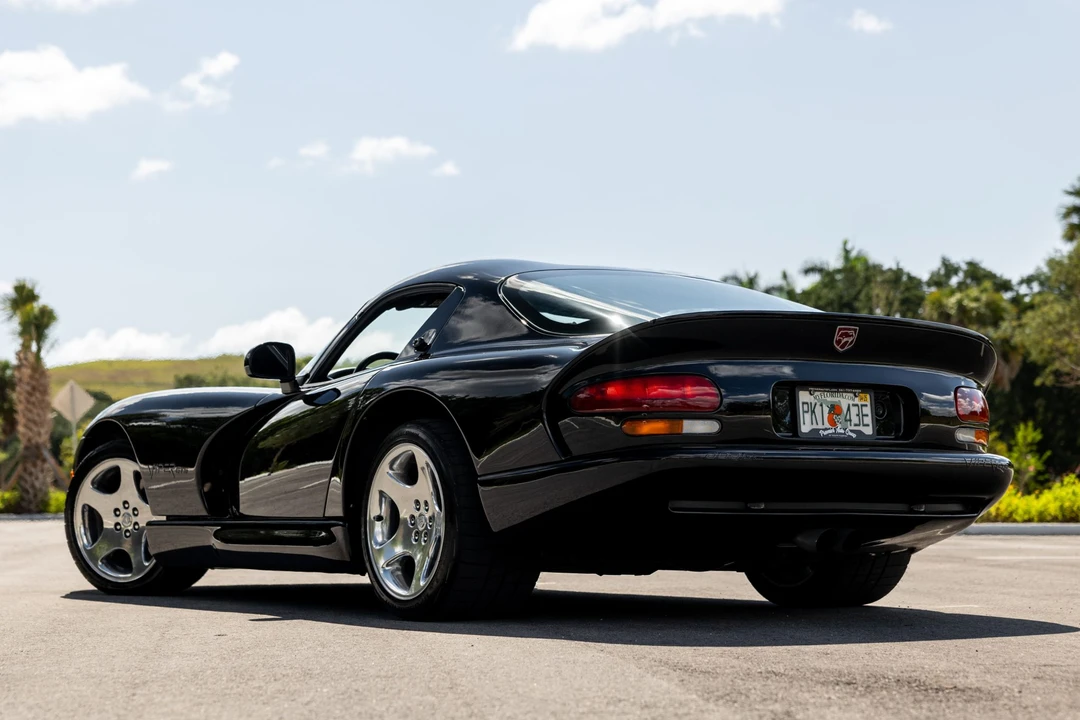 2000 Dodge Viper GTS 2nd Gen - Image 8 of 31