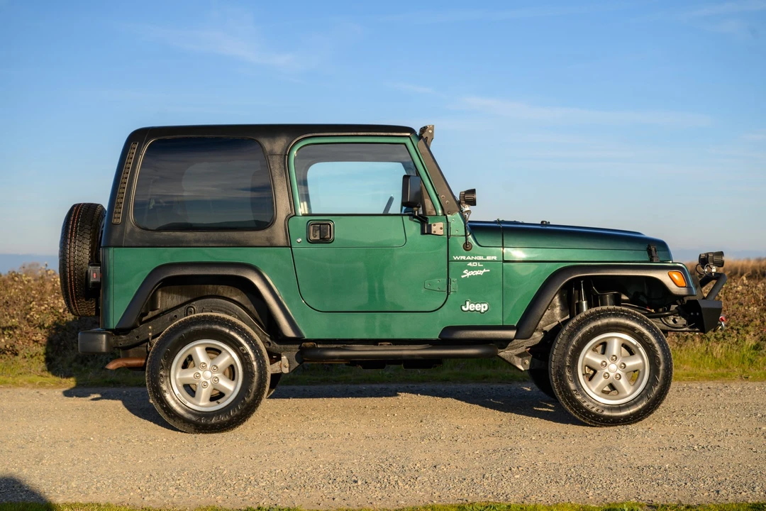 2000 Jeep TJ Wrangler - Image 12 of 31