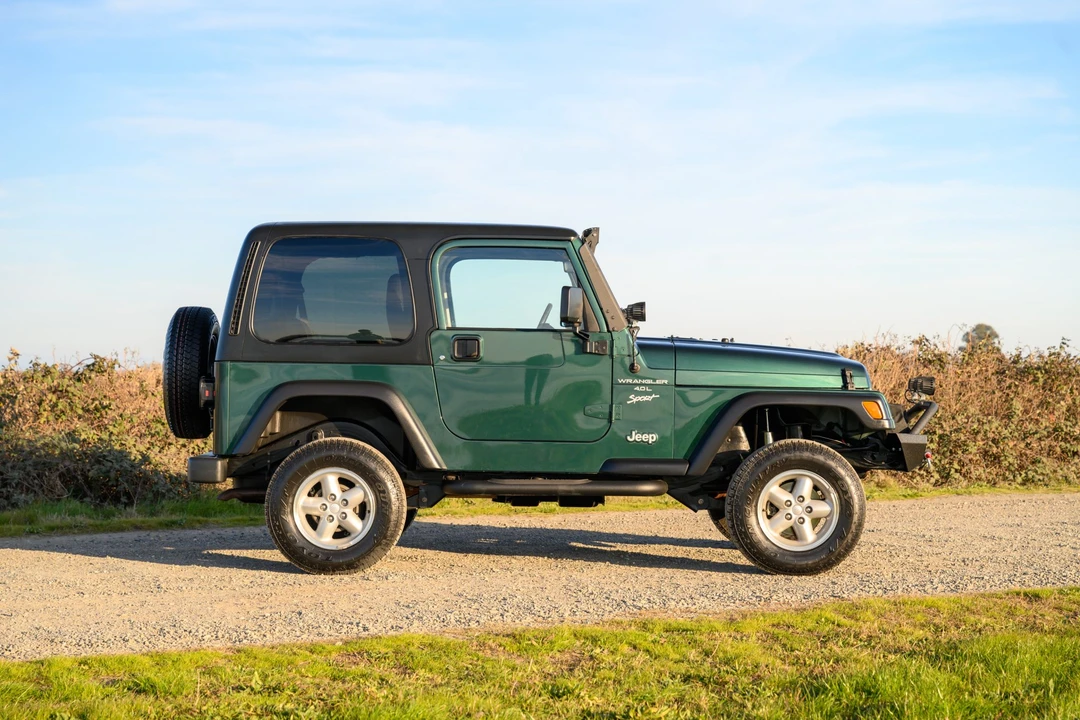 2000 Jeep TJ Wrangler - Image 11 of 31
