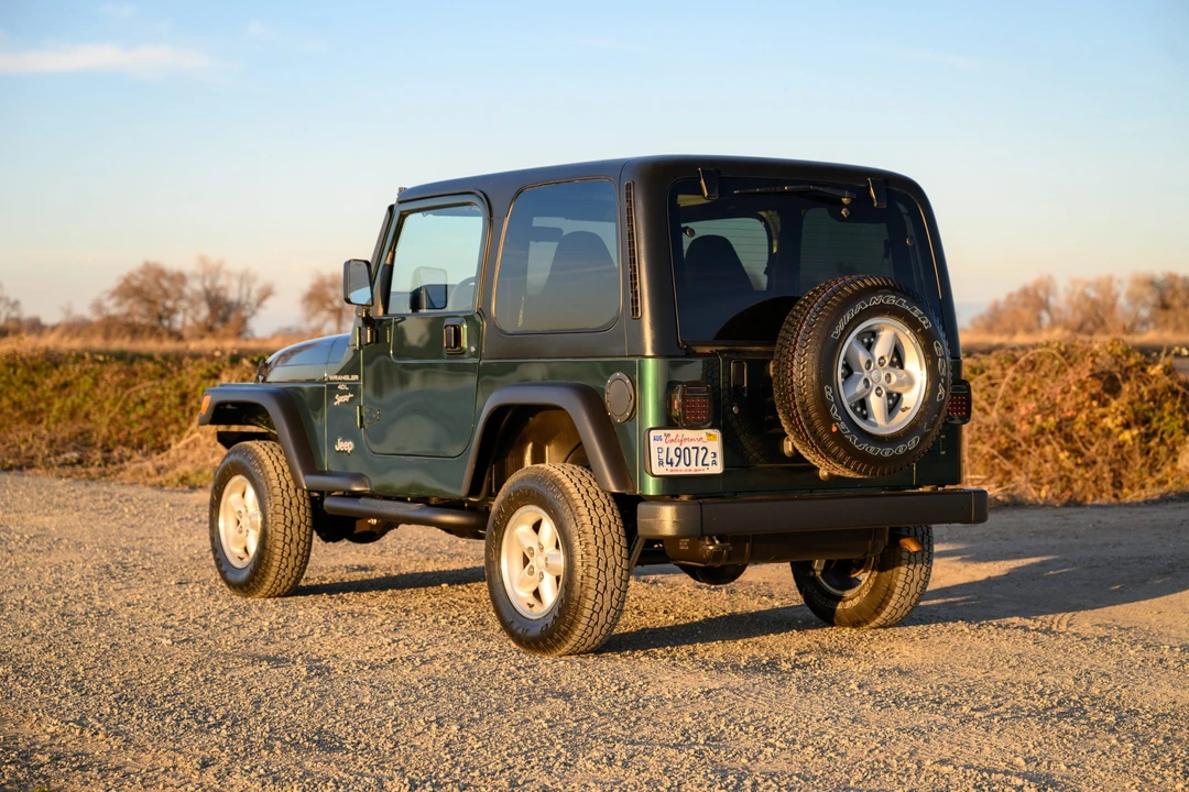 2000 Jeep TJ Wrangler - Image 28 of 31