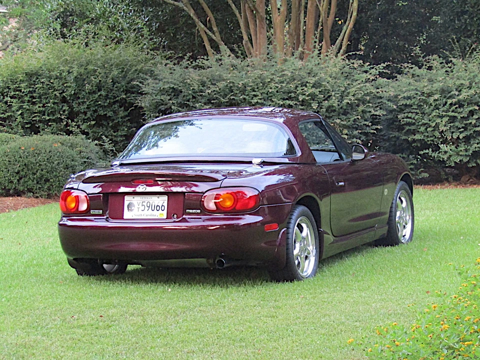 2000 Mazda NB MX-5 Miata - Image 17 of 31