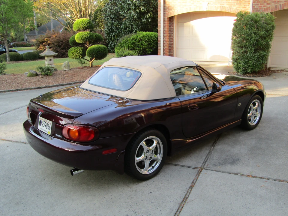 2000 Mazda NB MX-5 Miata - Image 21 of 31