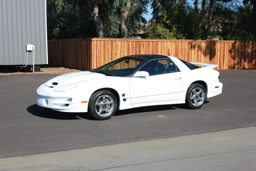 2000 Pontiac Firebird Trans Am 4th Gen - Image 4 of 31