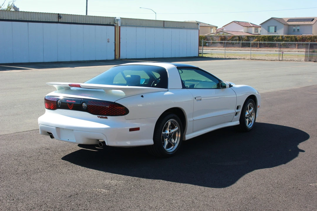 2000 Pontiac Firebird Trans Am 4th Gen - Image 8 of 31
