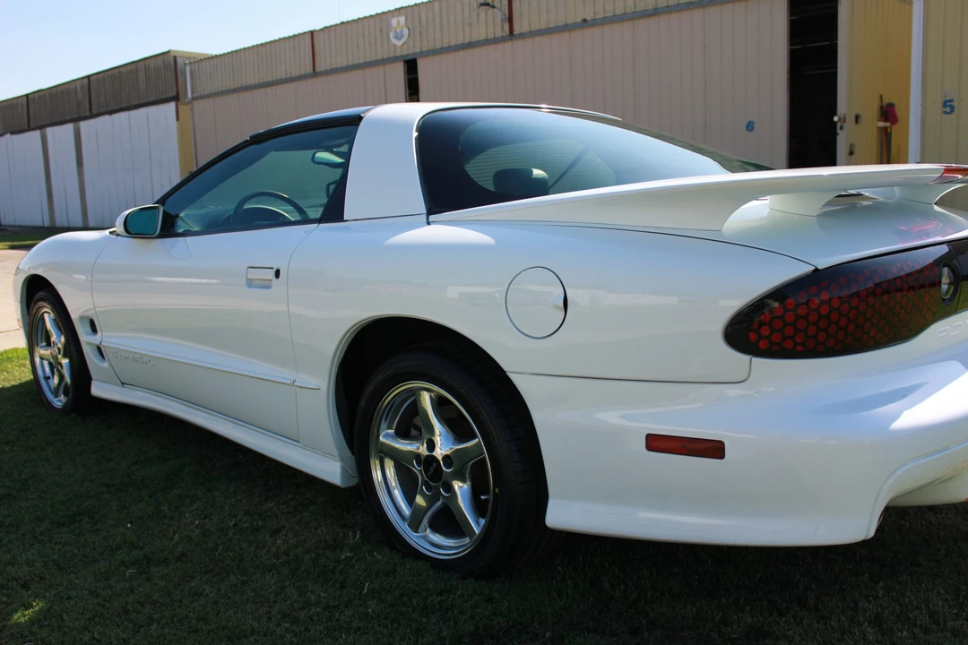 2000 Pontiac Firebird Trans Am 4th Gen - Image 13 of 31