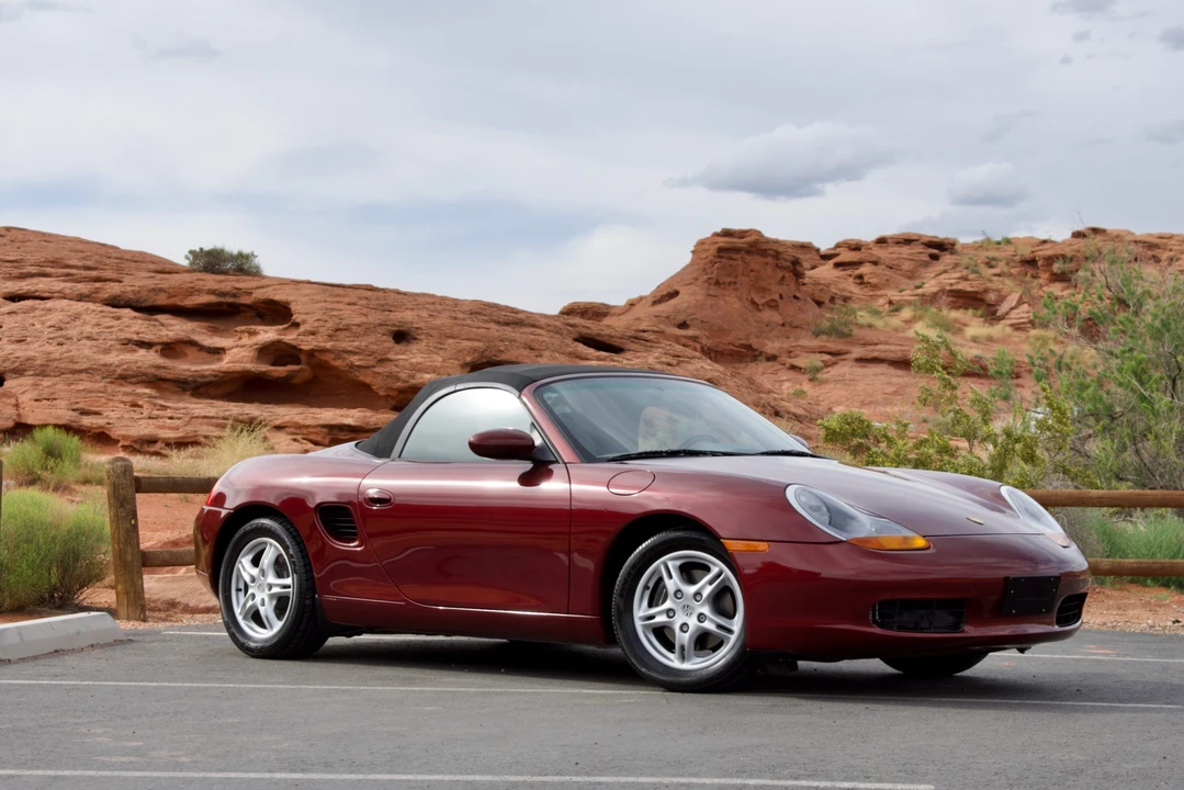 2000 Porsche 986 Boxster - Image 8 of 31