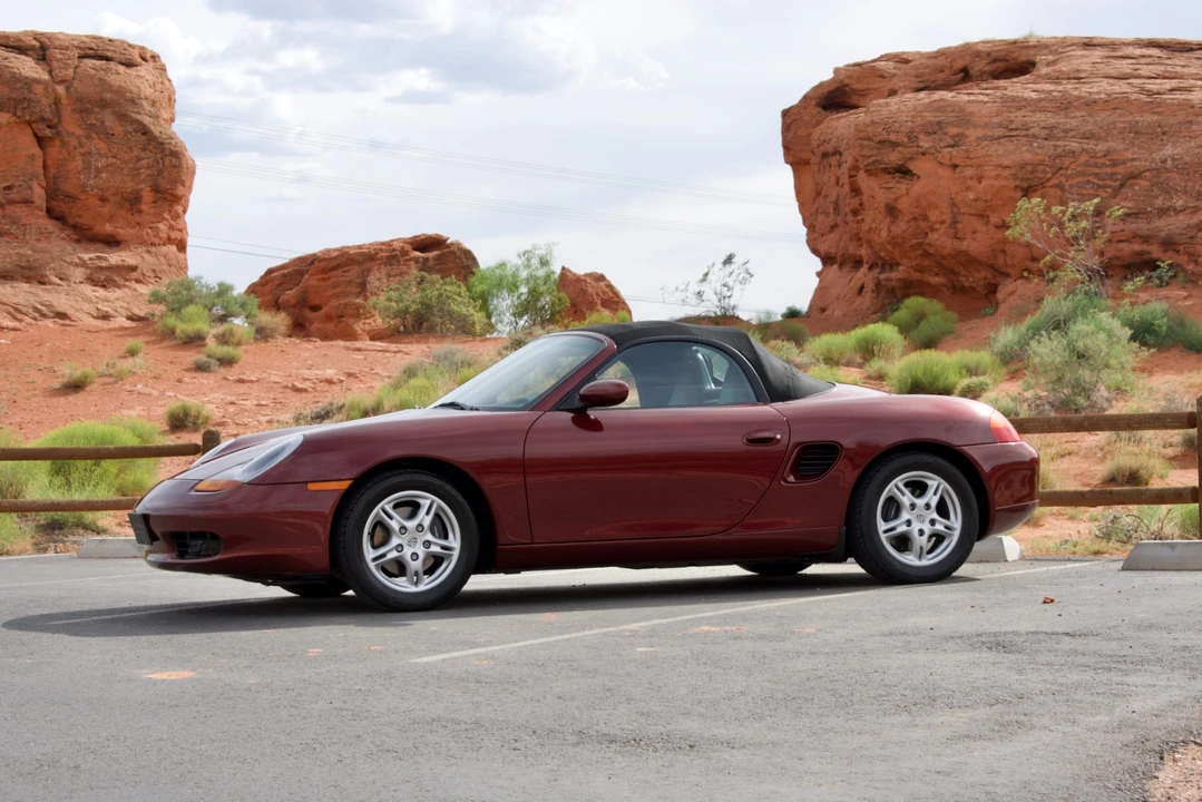 2000 Porsche 986 Boxster - Image 16 of 31
