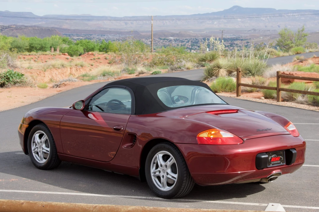 2000 Porsche 986 Boxster - Image 14 of 31