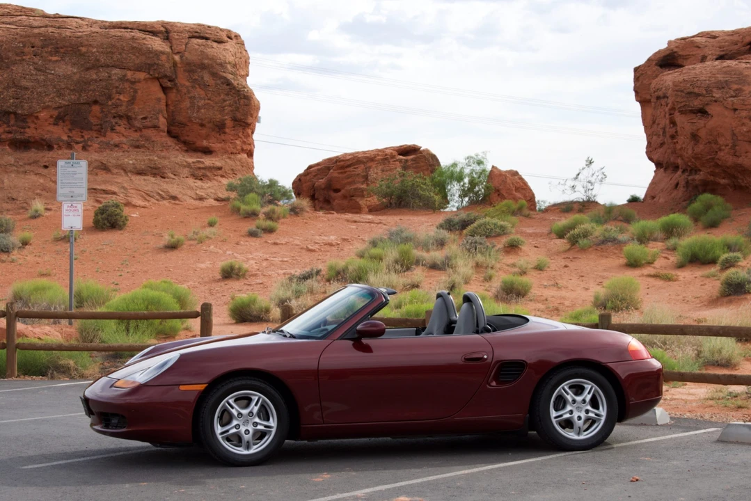 2000 Porsche 986 Boxster - Image 28 of 31