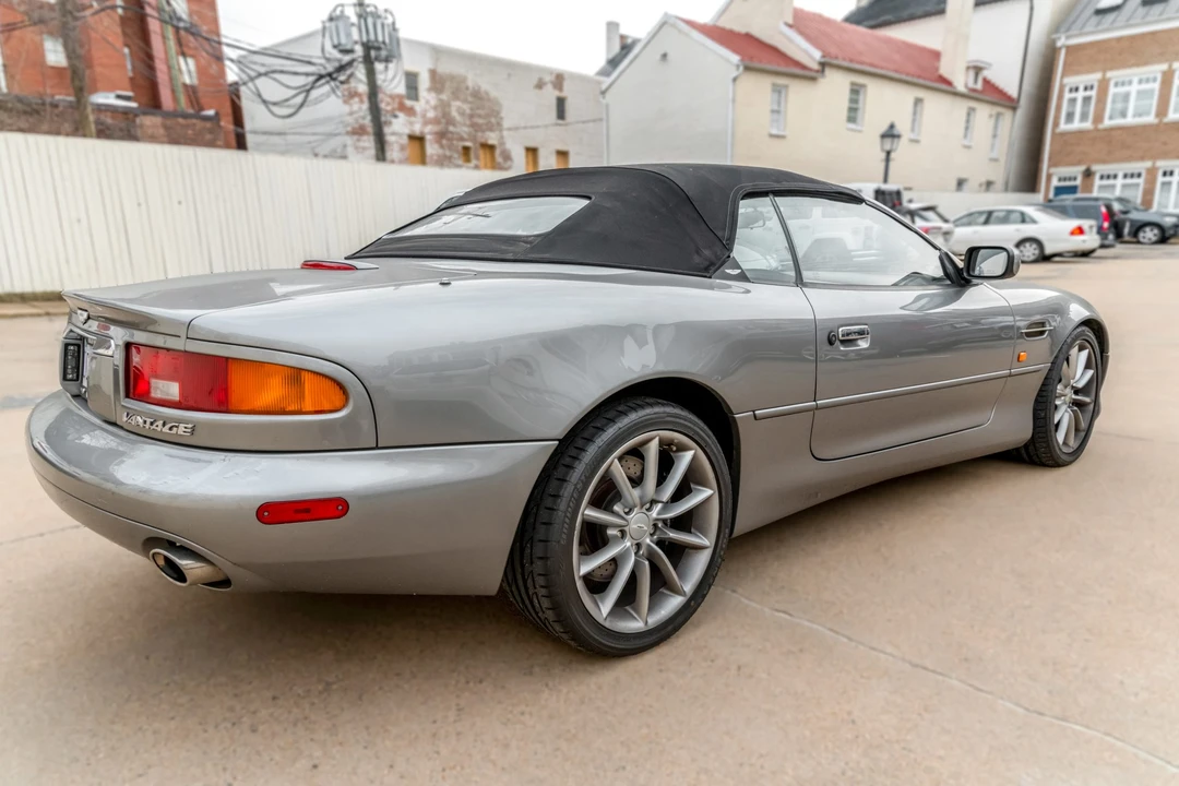 2001 Aston Martin DB7 Vantage - Image 24 of 31