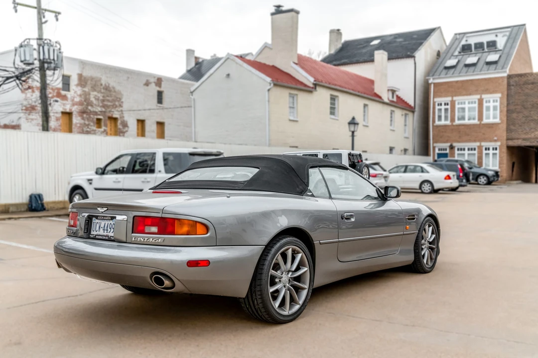 2001 Aston Martin DB7 Vantage - Image 23 of 31