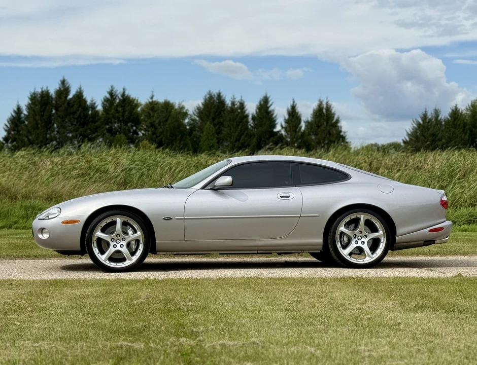 2001 Jaguar X100 XKR - Image 15 of 31