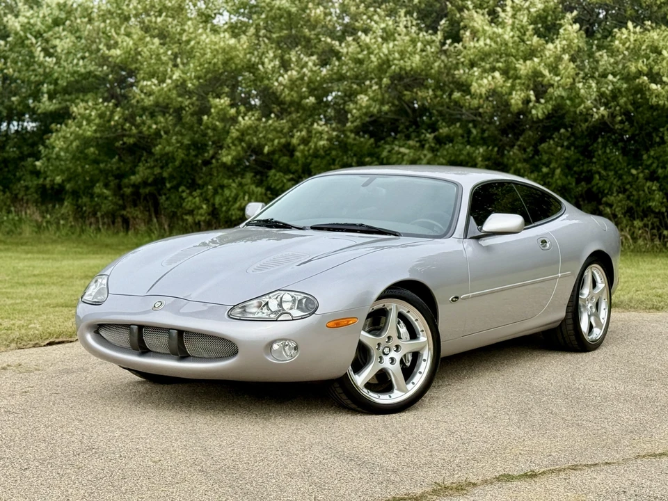 2001 Jaguar X100 XKR - Image 4 of 31