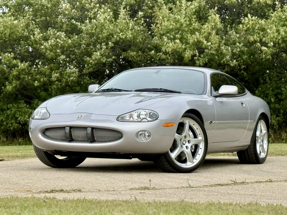 2001 Jaguar X100 XKR - Image 3 of 31