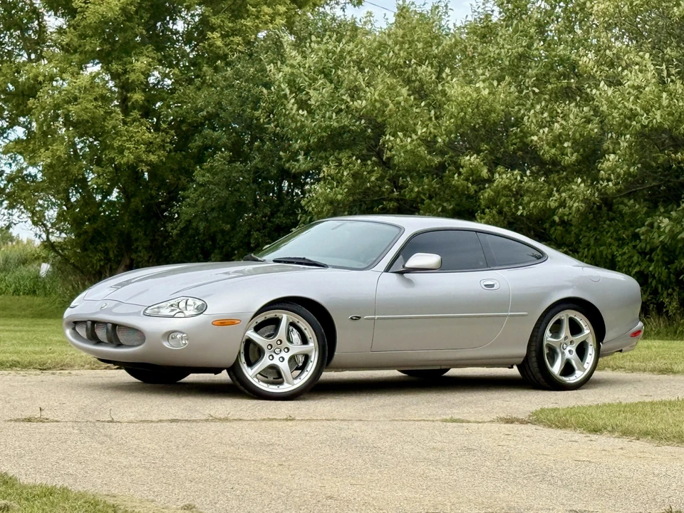 2001 Jaguar X100 XKR - Image 9 of 31