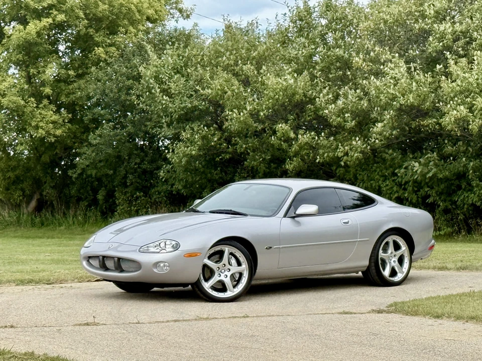 2001 Jaguar X100 XKR - Image 10 of 31