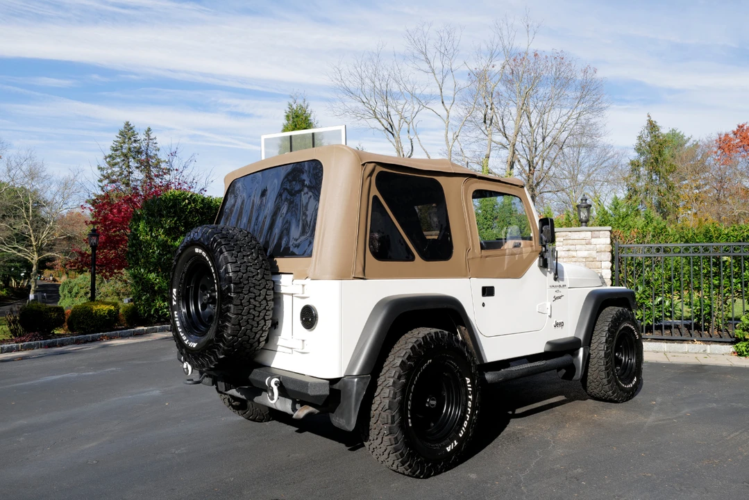 2001 Jeep TJ Wrangler - Image 27 of 31