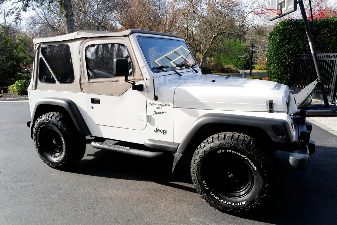 2001 Jeep TJ Wrangler - Image 2 of 31
