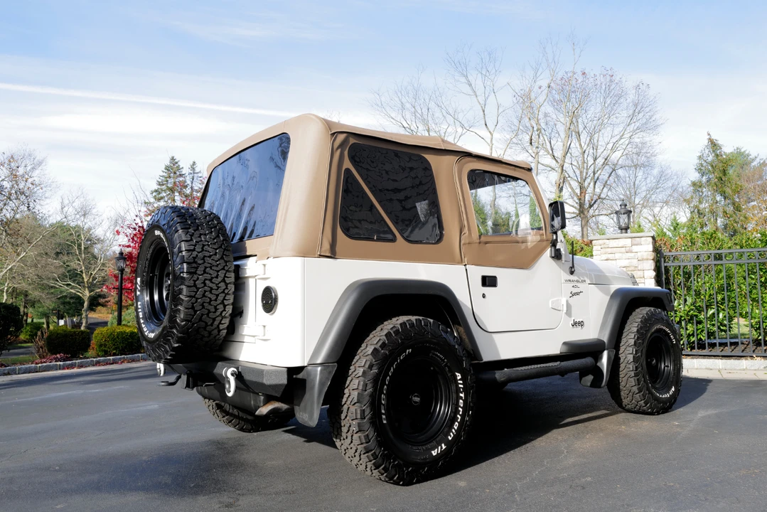 2001 Jeep TJ Wrangler - Image 29 of 31