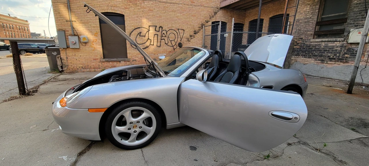 2001 Porsche 986 Boxster - Image 25 of 31