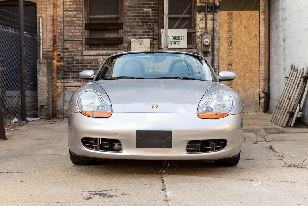 2001 Porsche 986 Boxster - Image 8 of 31