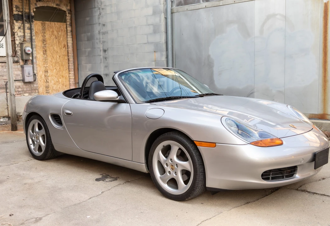 2001 Porsche 986 Boxster - Image 2 of 31
