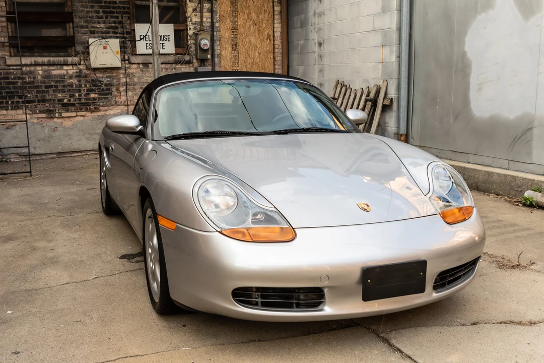 2001 Porsche 986 Boxster - Image 4 of 31
