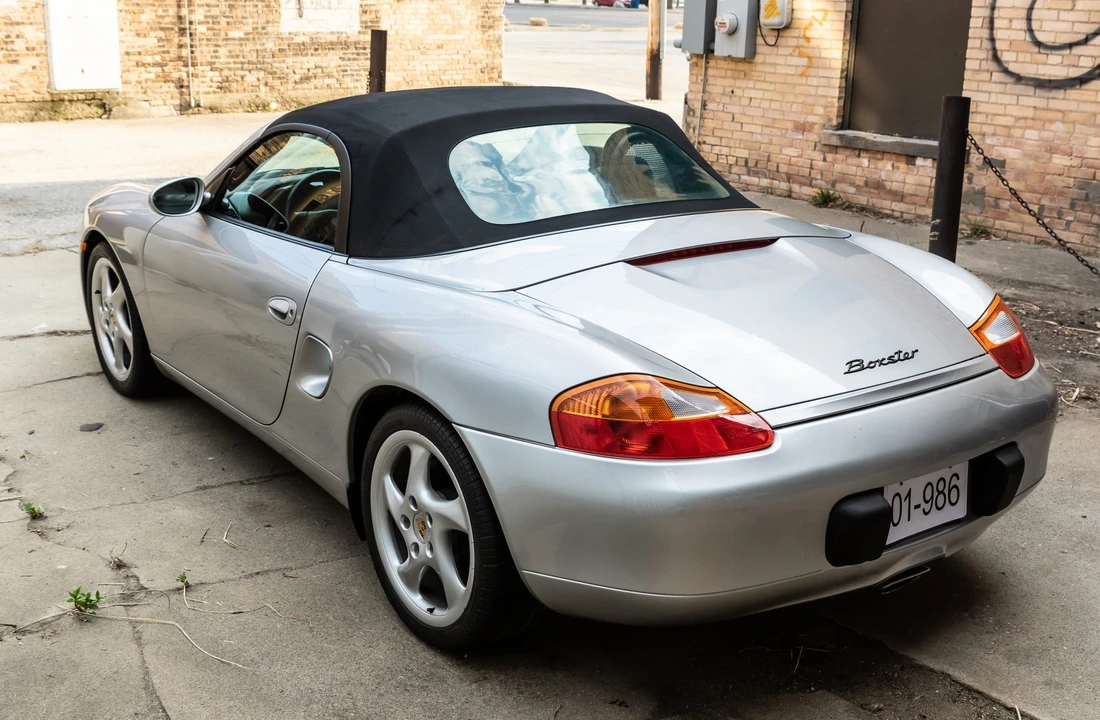 2001 Porsche 986 Boxster - Image 12 of 31