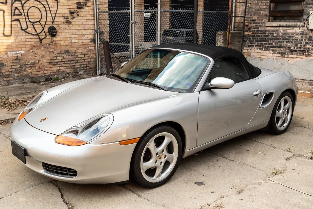 2001 Porsche 986 Boxster - Image 9 of 31