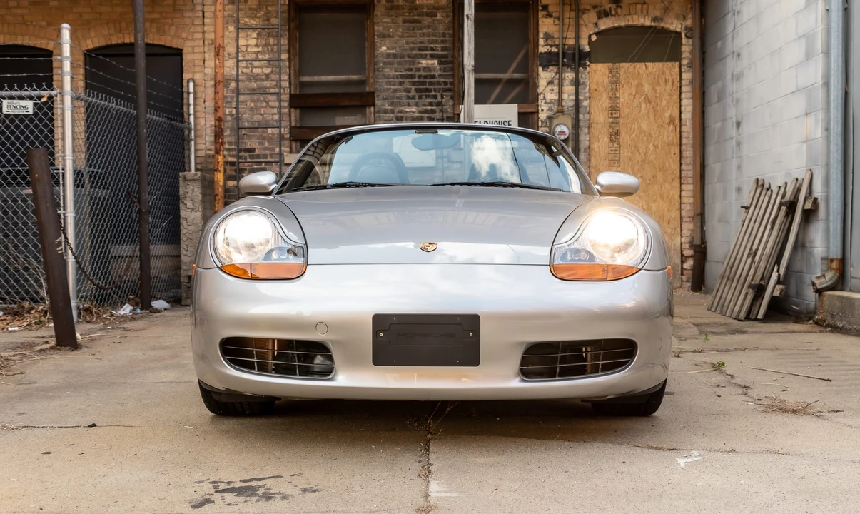 2001 Porsche 986 Boxster - Image 7 of 31