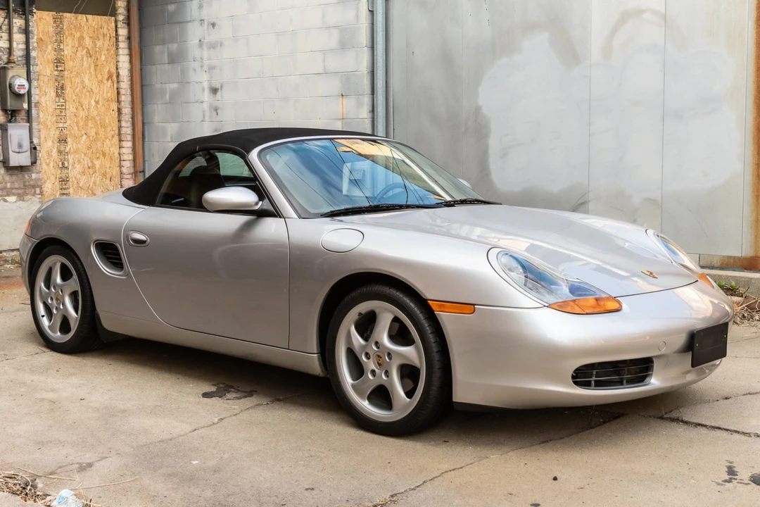 2001 Porsche 986 Boxster - Image 5 of 31