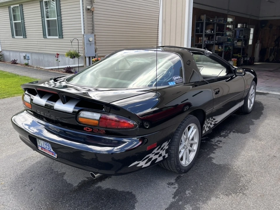 2002 Chevrolet Camaro SS 4th Gen - Image 6 of 31