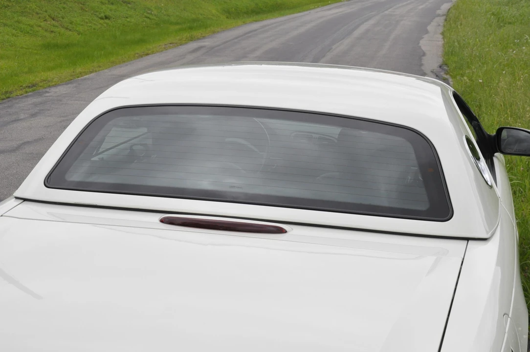 2002 Ford Thunderbird 11th Gen - Image 30 of 31