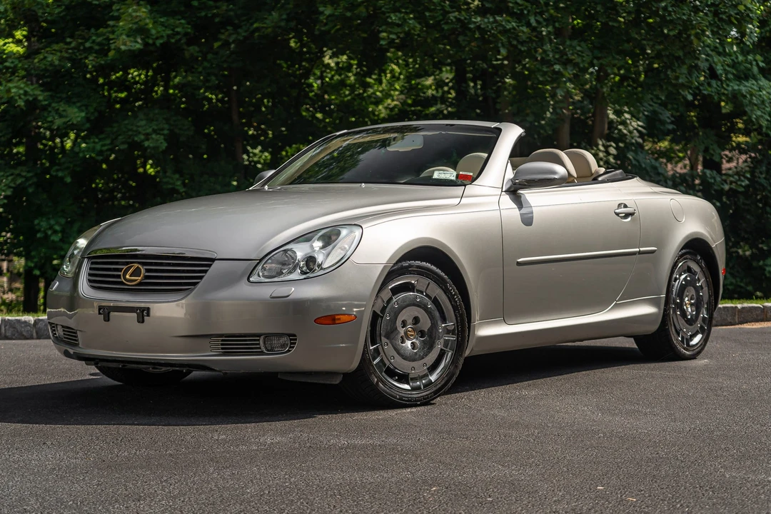 2002 Lexus SC430 - Image 4 of 31