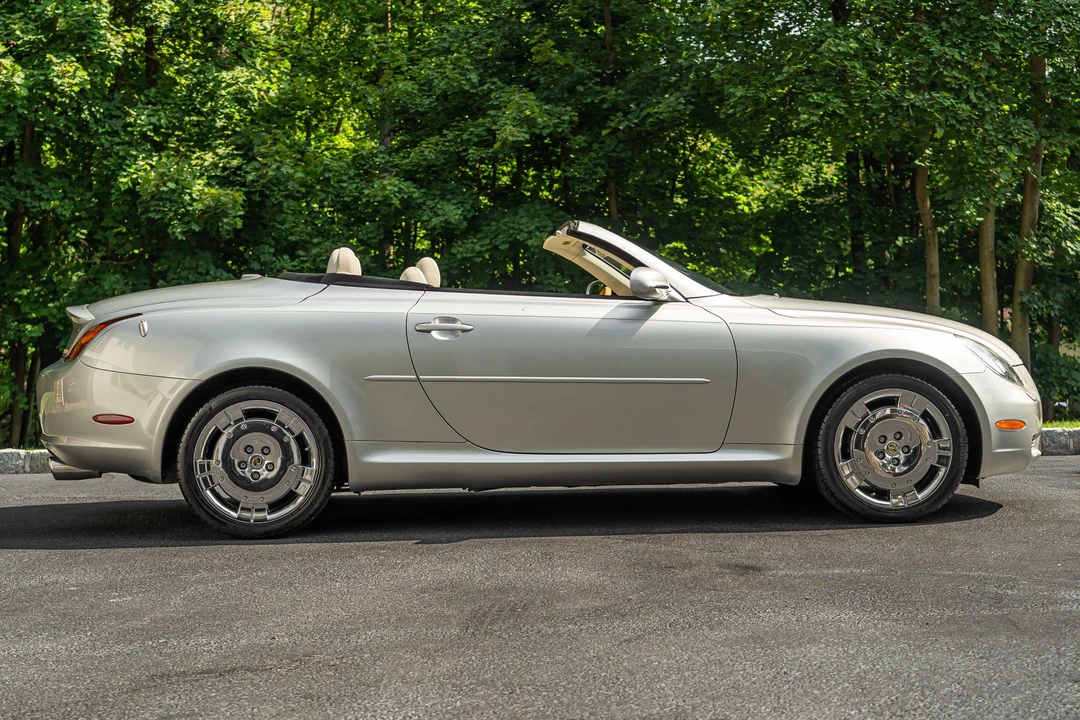 2002 Lexus SC430 - Image 16 of 31