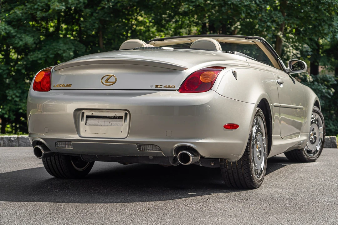 2002 Lexus SC430 - Image 13 of 31