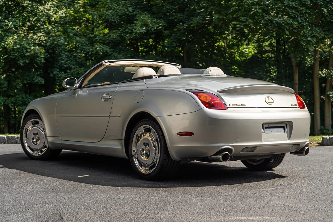 2002 Lexus SC430 - Image 9 of 31