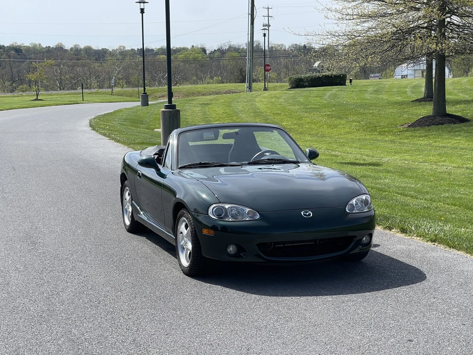 2002 Mazda NB MX-5 Miata - Image 18 of 31