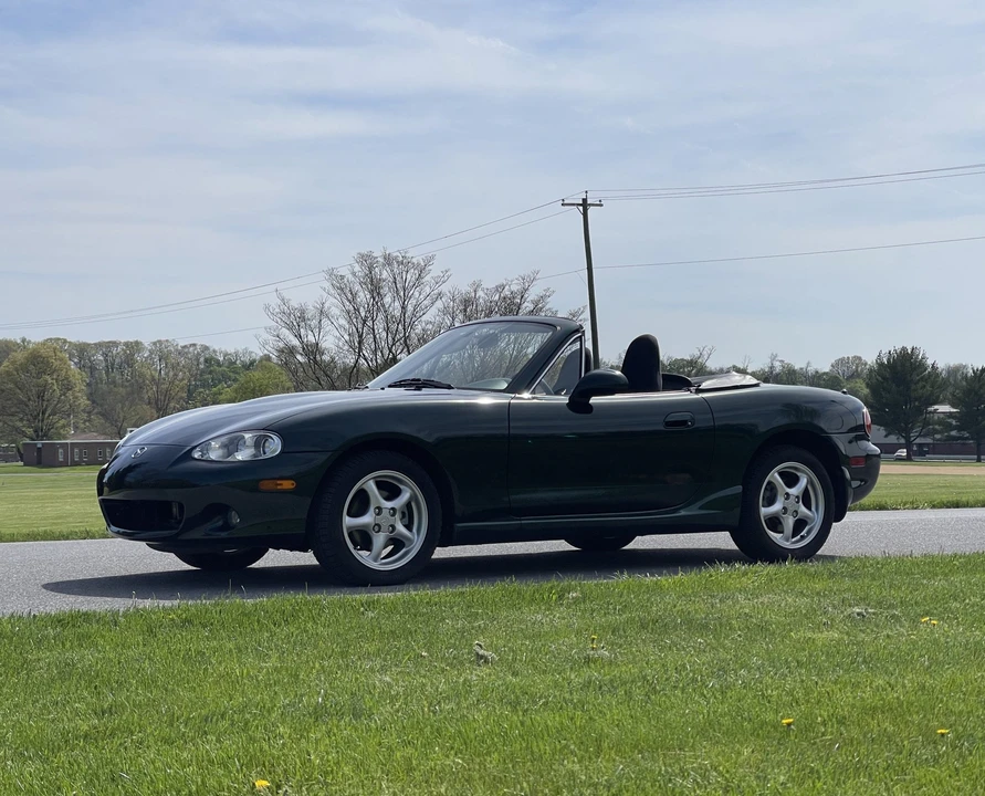 2002 Mazda NB MX-5 Miata - Image 4 of 31