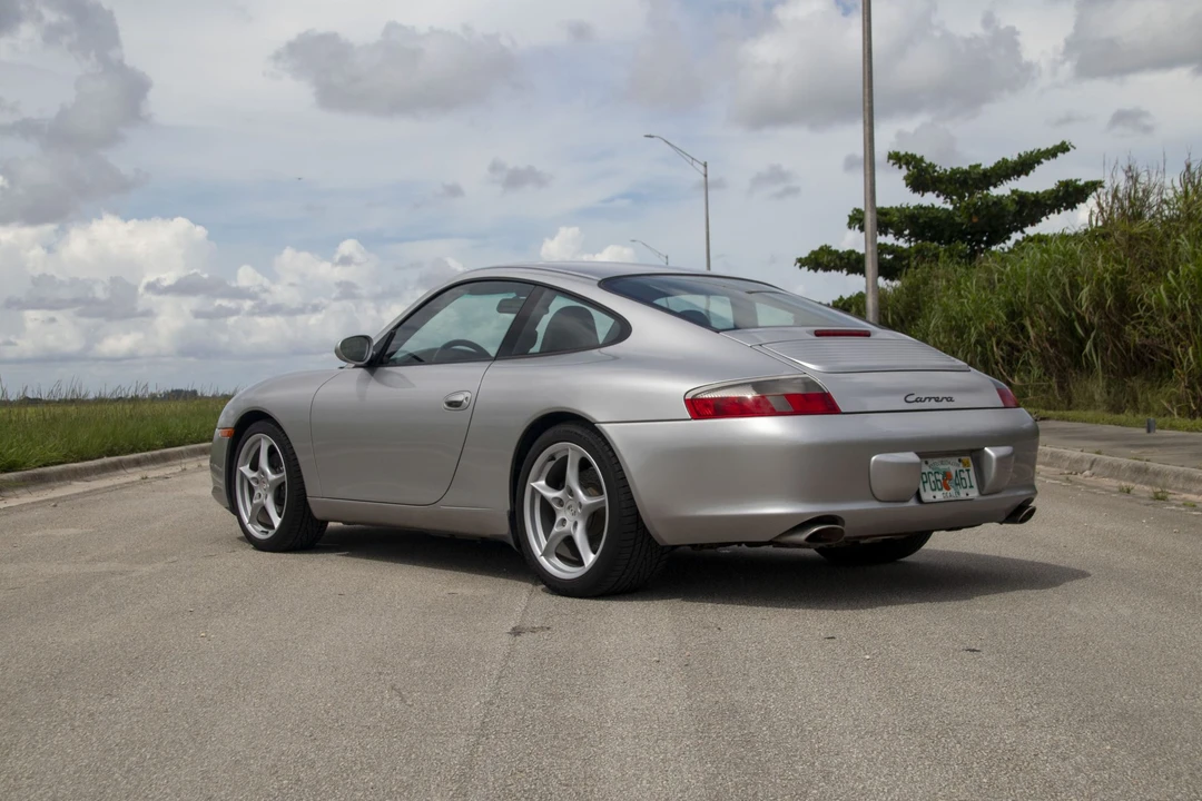 2002 Porsche 996 Carrera - Image 20 of 31