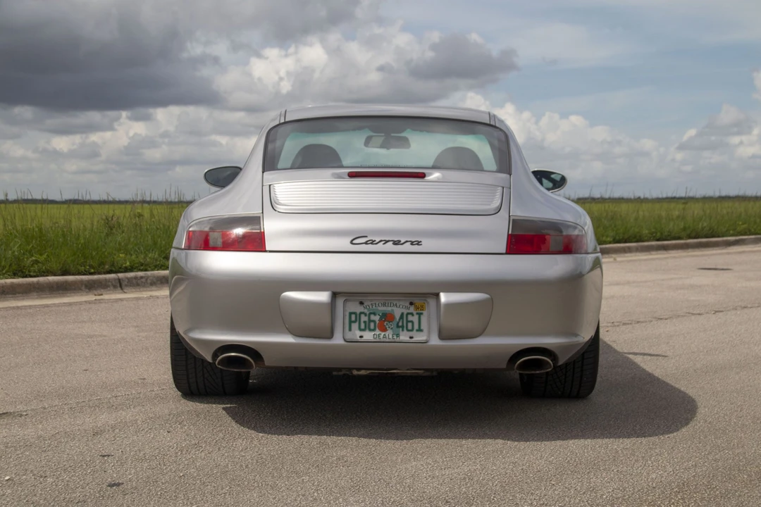 2002 Porsche 996 Carrera - Image 17 of 31