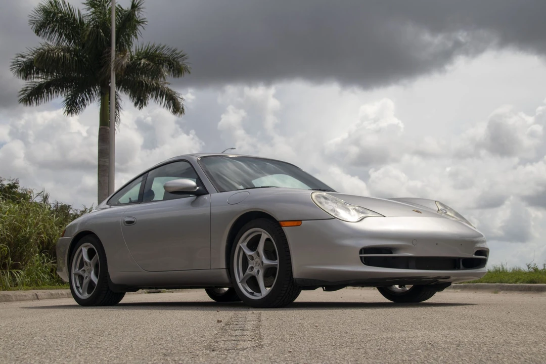 2002 Porsche 996 Carrera - Image 10 of 31